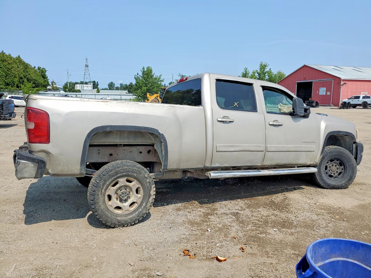2008 Chevrolet Silverado K2500 Heavy Duty Beige vin: 1GCHK23638F165607