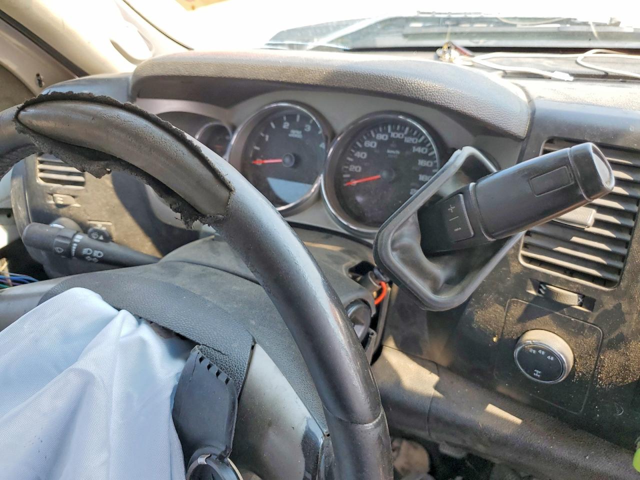 2008 Chevrolet Silverado K2500 Heavy Duty Beige vin: 1GCHK23638F165607