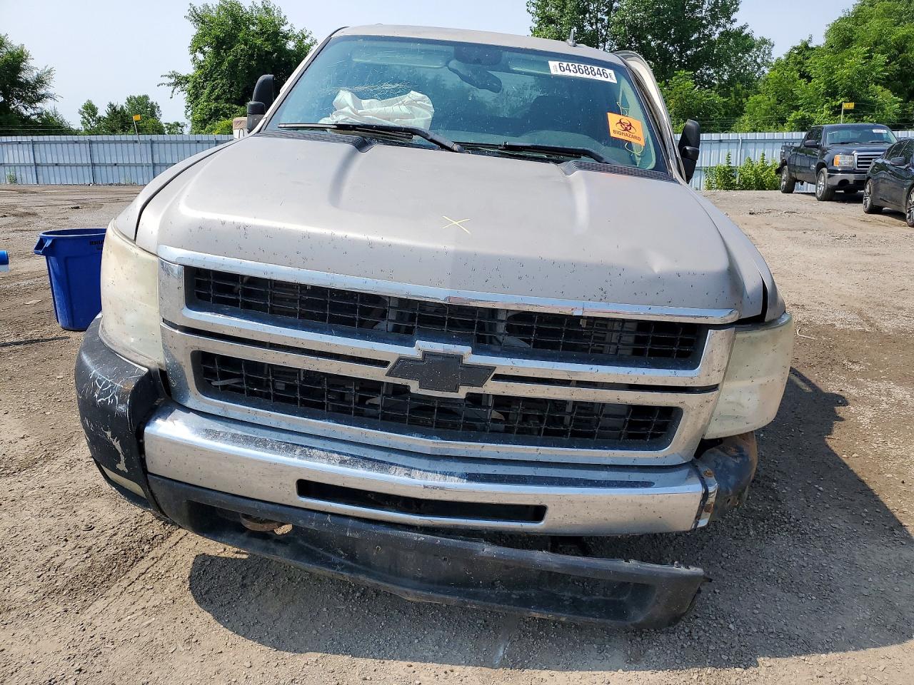 2008 Chevrolet Silverado K2500 Heavy Duty Beige vin: 1GCHK23638F165607