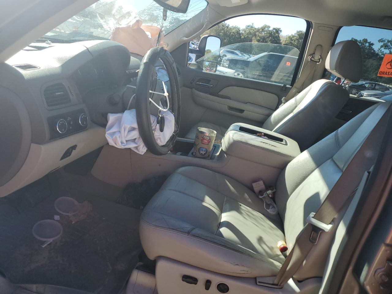 2008 Chevrolet Silverado K2500 Heavy Duty Beige vin: 1GCHK23638F205636