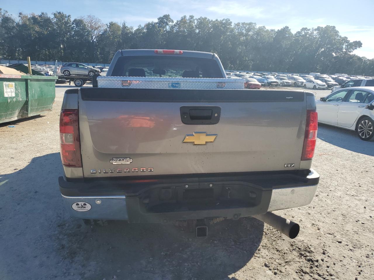 2008 Chevrolet Silverado K2500 Heavy Duty Beige vin: 1GCHK23638F205636