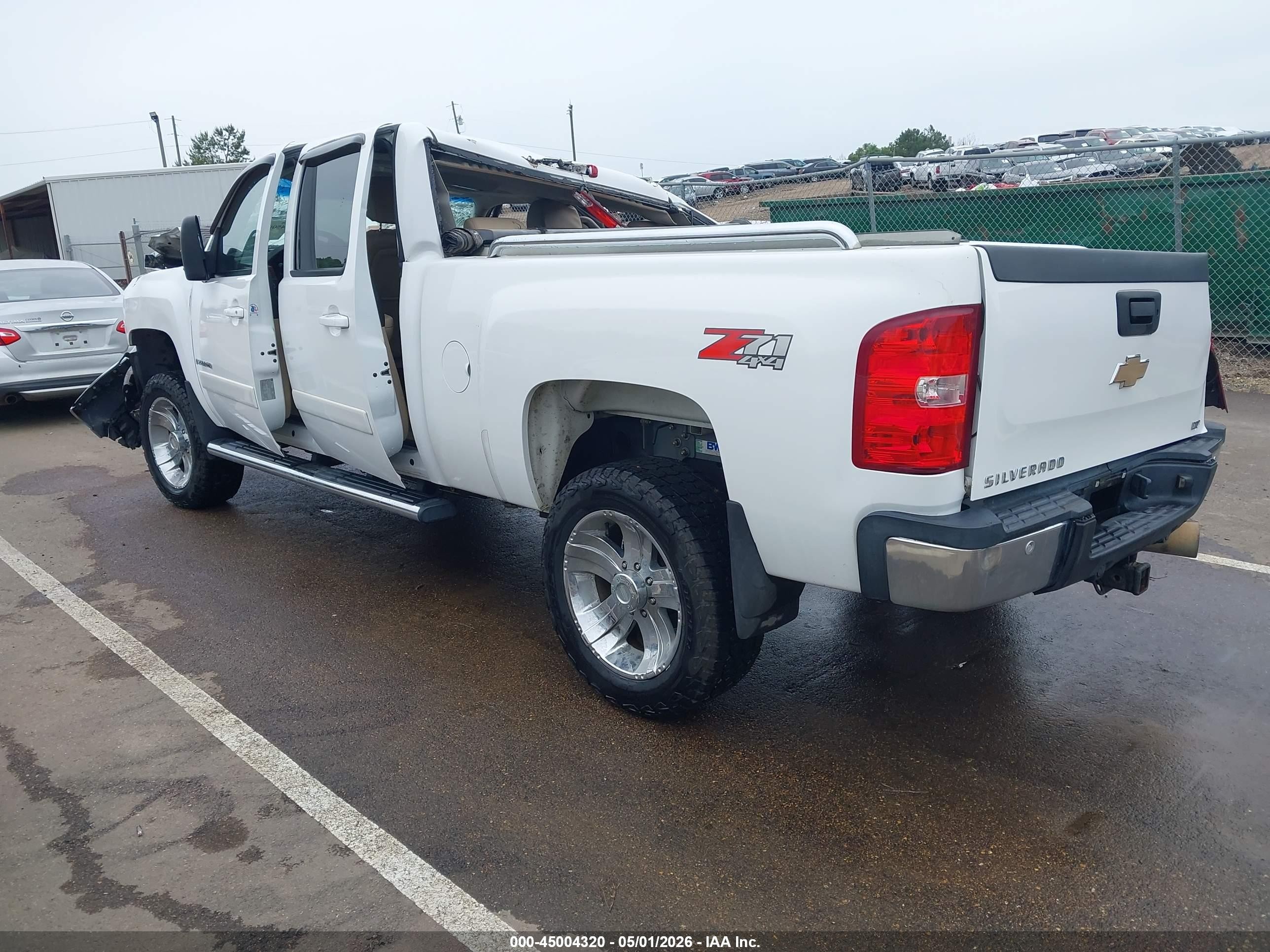 2008 Chevrolet Silverado 2500hd Ltz White vin: 1GCHK23638F210626