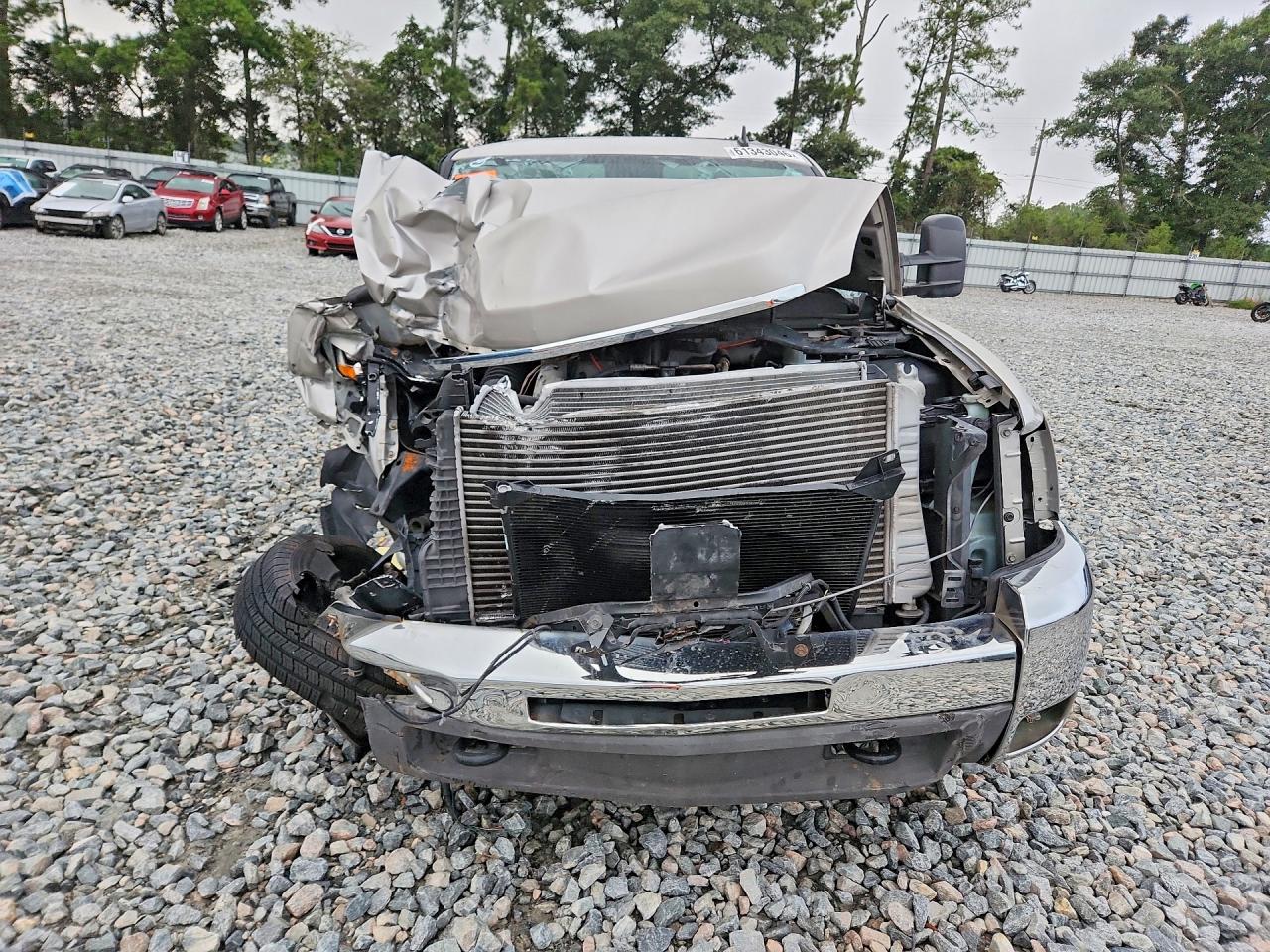 2008 Chevrolet Silverado K2500 Heavy Duty Silver vin: 1GCHK23638F211677