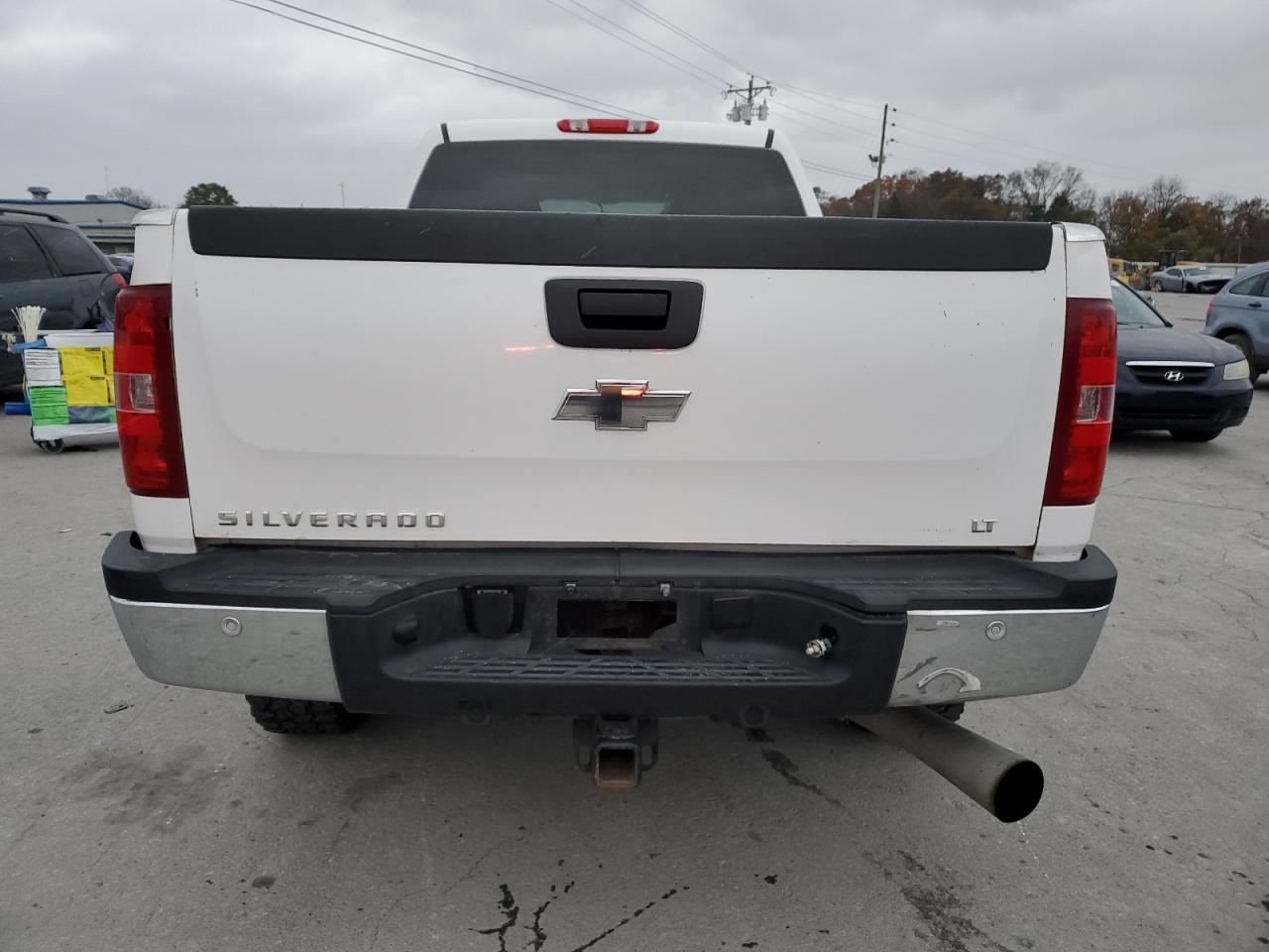 2008 Chevrolet Silverado K2500 Heavy Duty White vin: 1GCHK23658F125609