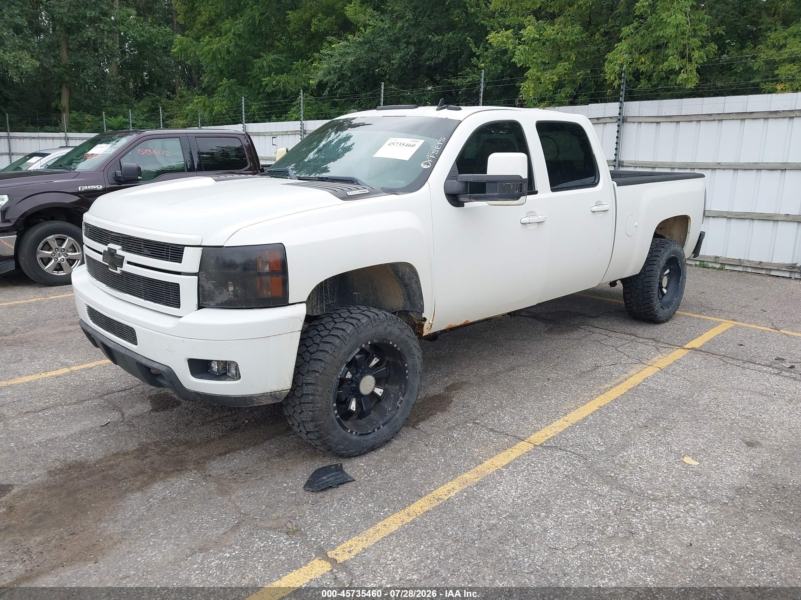 2007 Chevrolet Silverado 2500hd Ltz White vin: 1GCHK23677F560419