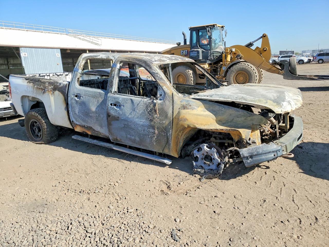 2008 Chevrolet Silverado K2500 Heavy Duty White vin: 1GCHK23688F105032