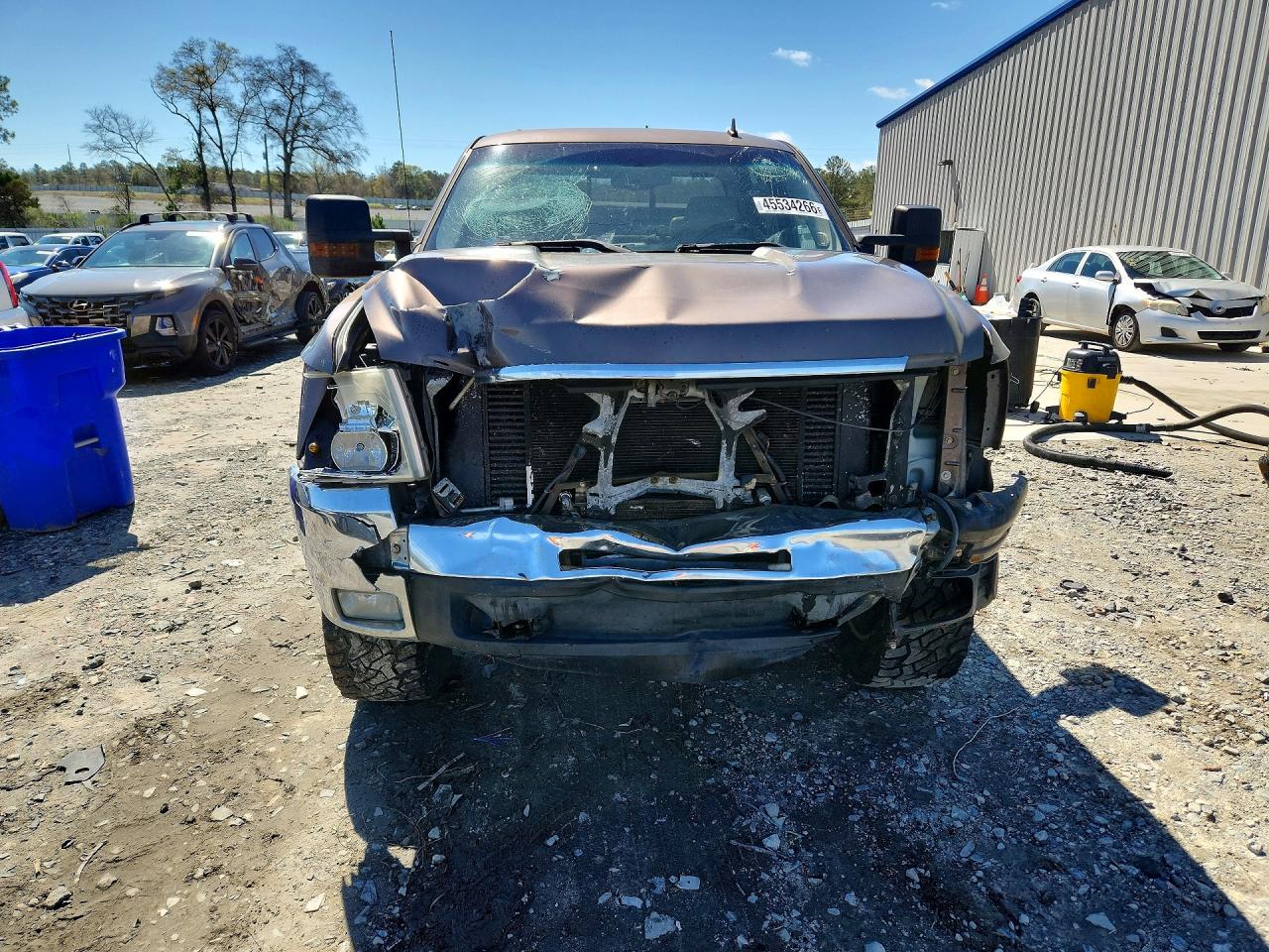 2008 Chevrolet Silverado K2500 Heavy Duty Желто-коричневый vin: 1GCHK23688F206345