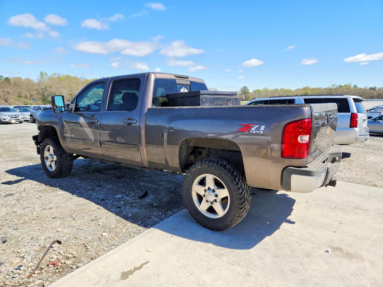 2008 Chevrolet Silverado K2500 Heavy Duty Желто-коричневый vin: 1GCHK23688F206345