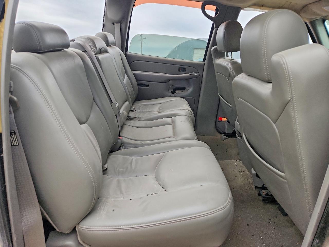 2007 Chevrolet Silverado K2500 Heavy Duty Tan vin: 1GCHK23D07F144436