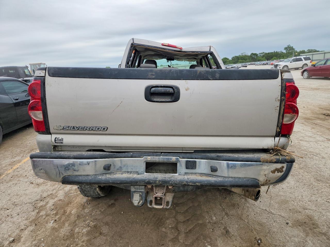 2007 Chevrolet Silverado K2500 Heavy Duty Tan vin: 1GCHK23D07F144436