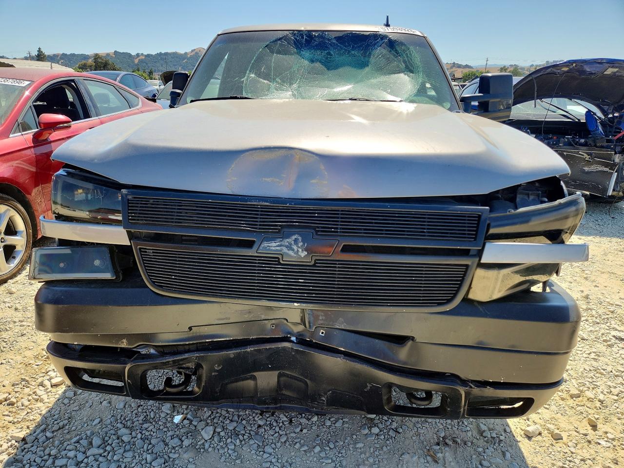 2007 Chevrolet Silverado K2500 Heavy Duty Tan vin: 1GCHK23D07F185245
