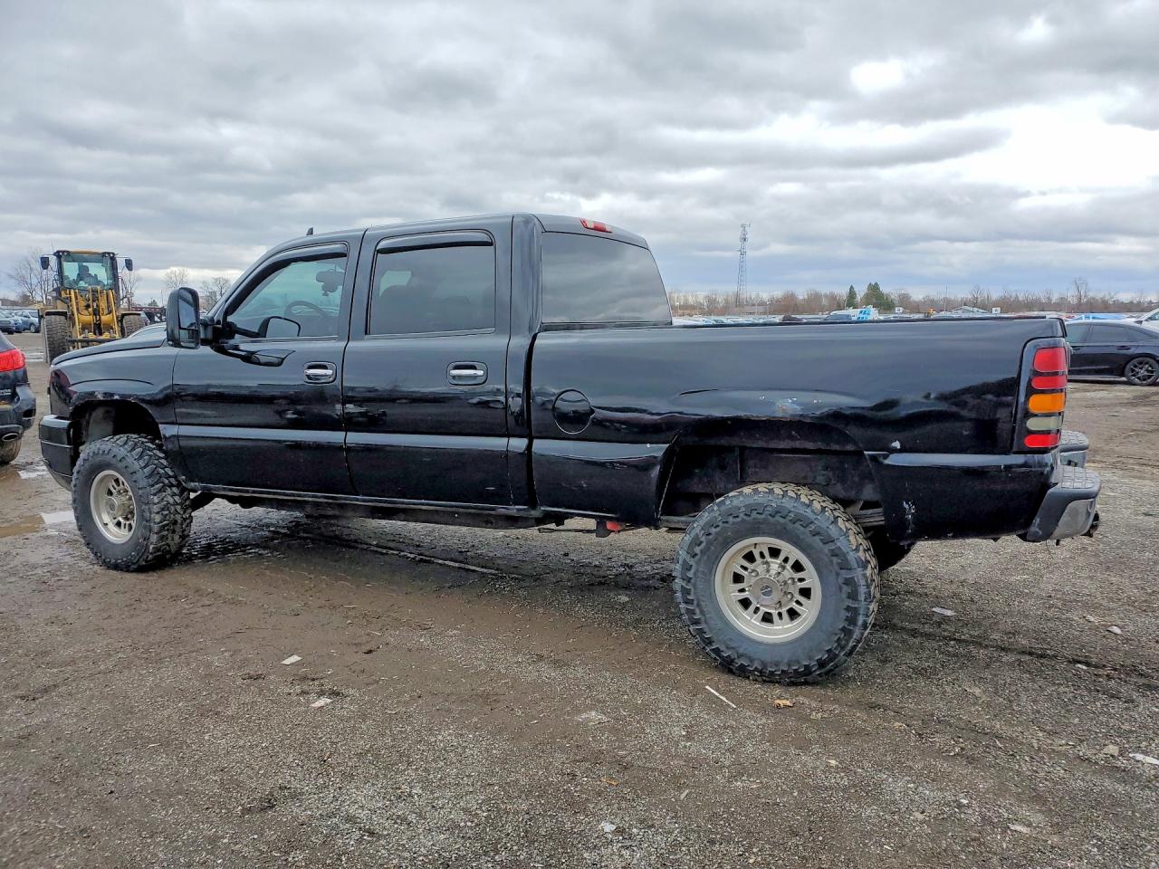 2007 Chevrolet 1500 Silve Black vin: 1GCHK23D17F117343
