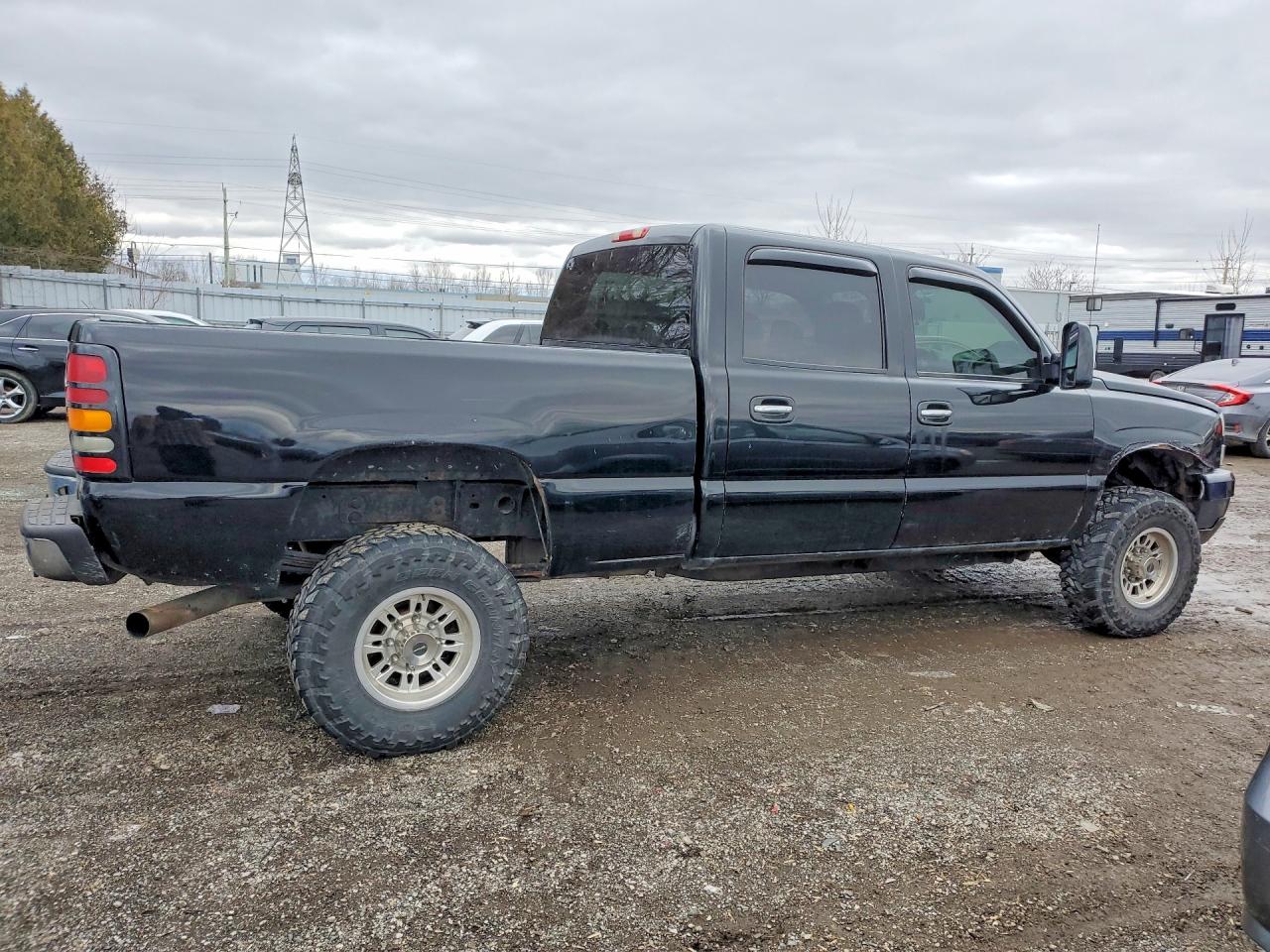 2007 Chevrolet 1500 Silve Black vin: 1GCHK23D17F117343