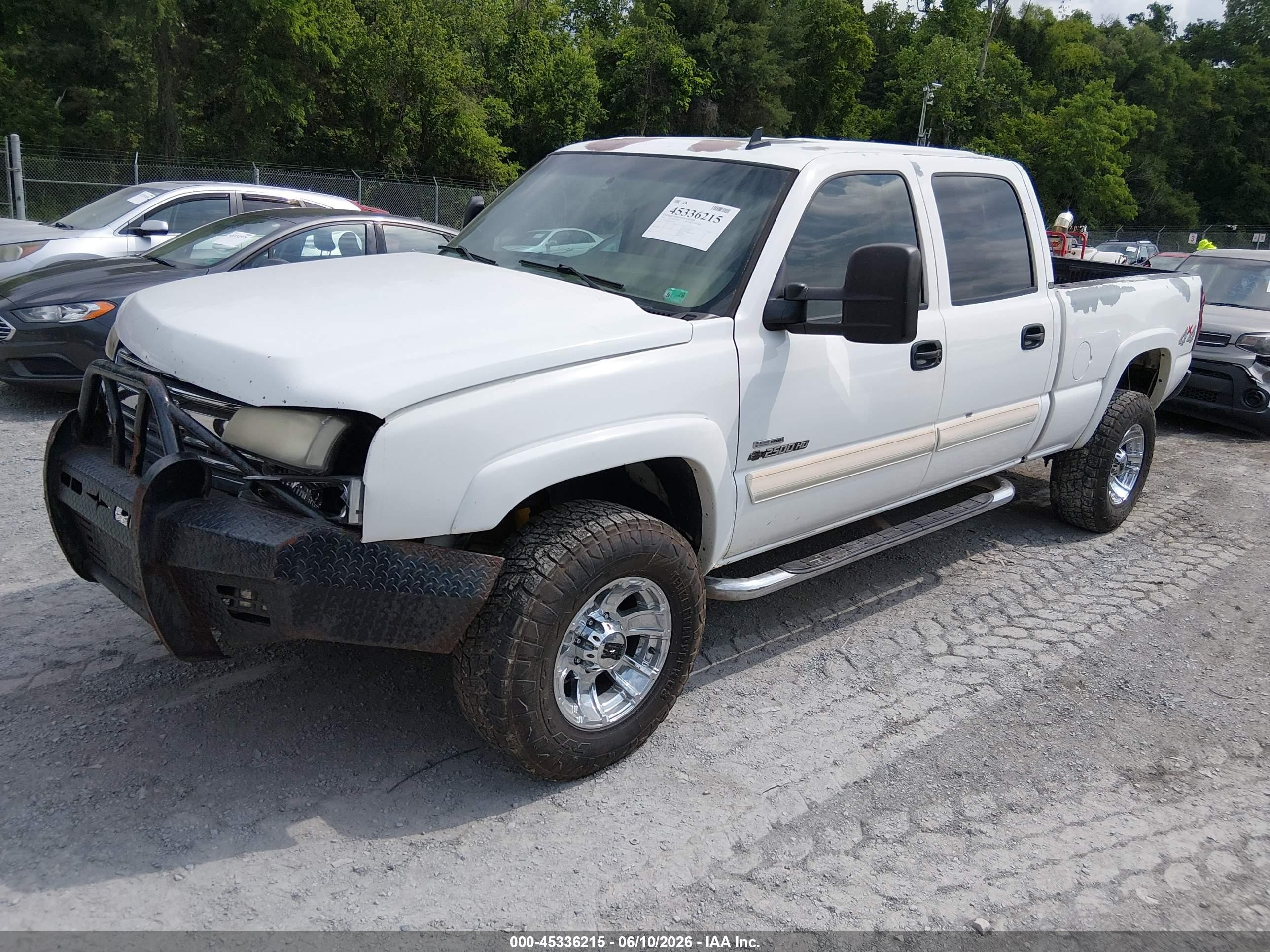 2006 Chevrolet Silverado 2500hd Lt3 White vin: 1GCHK23D26F143867