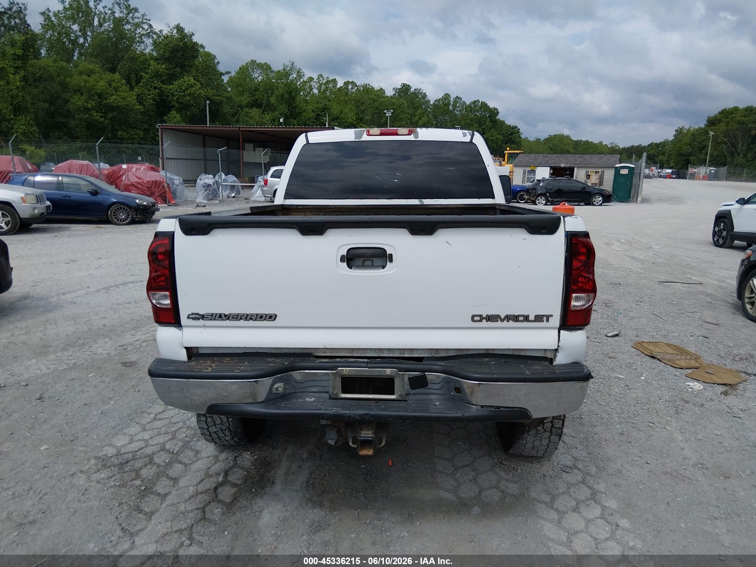 2006 Chevrolet Silverado 2500hd Lt3 White vin: 1GCHK23D26F143867