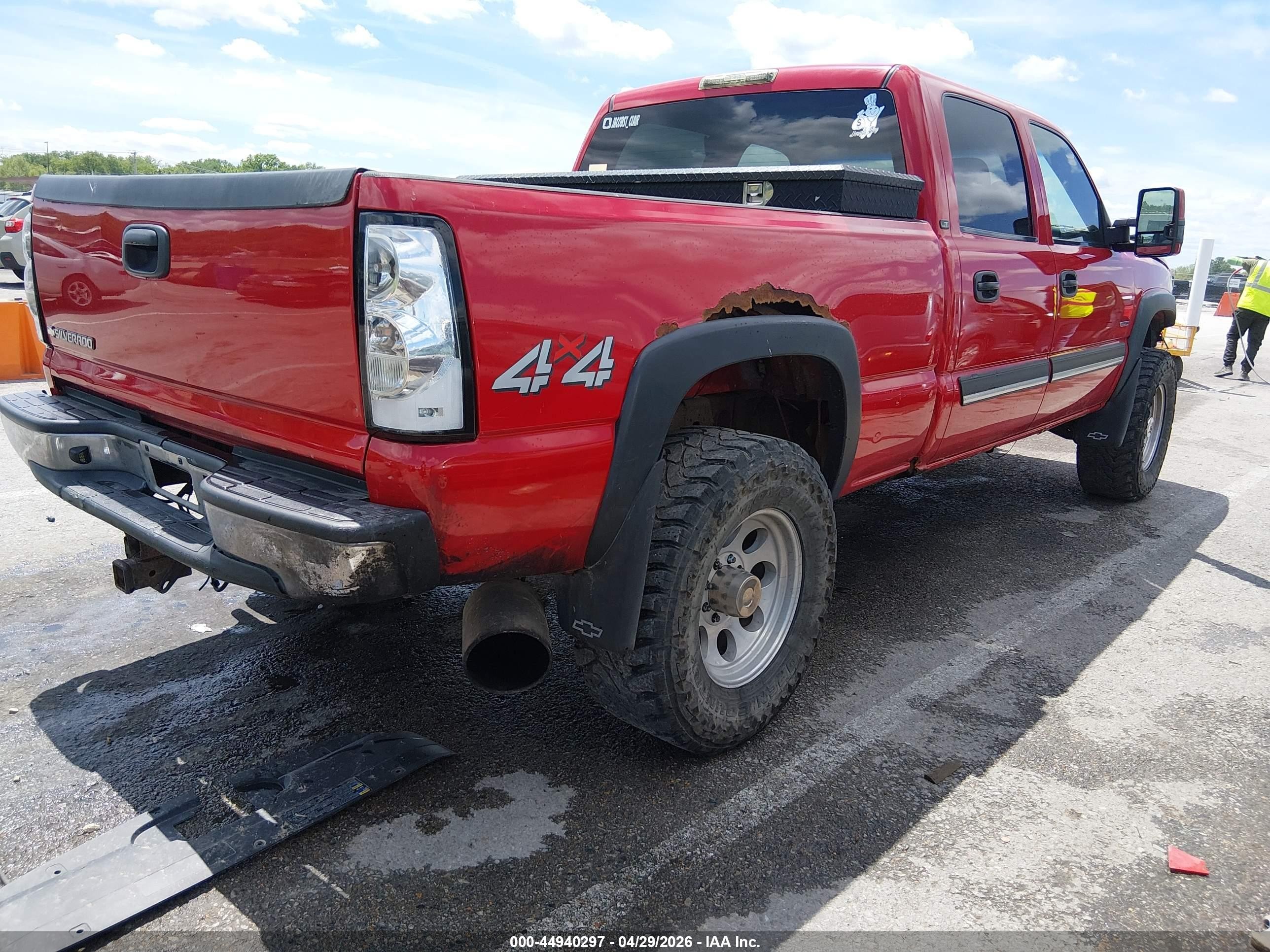 2007 Chevrolet Silverado 2500hd Classic Lt1 Red vin: 1GCHK23D37F186325