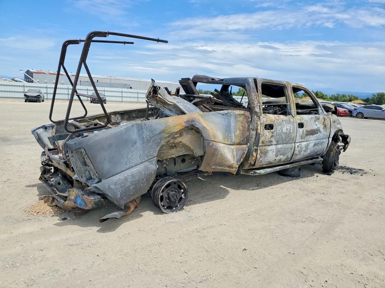 2006 Chevrolet Silverado K2500 Heavy Duty Burn vin: 1GCHK23D56F141336
