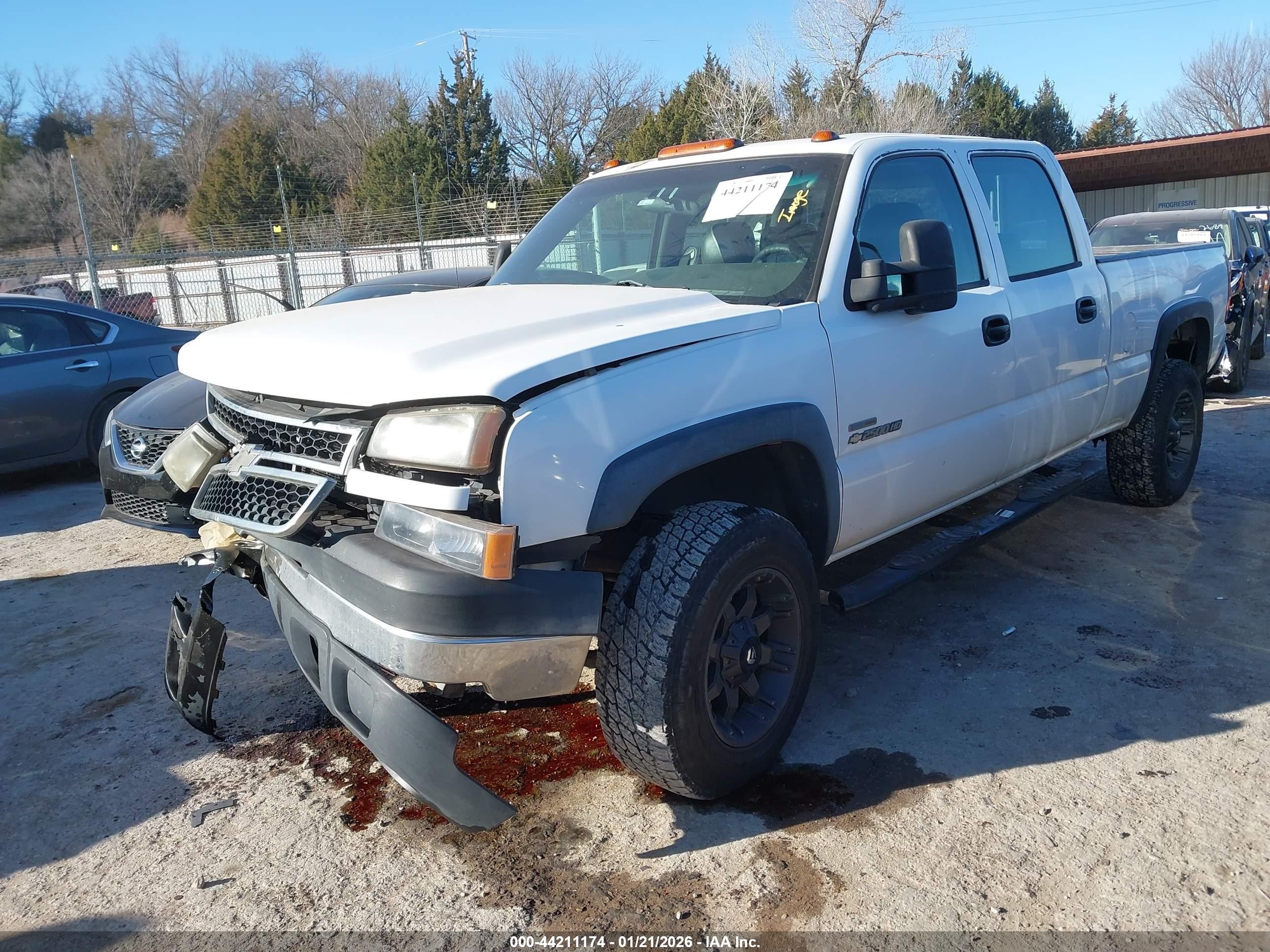 2006 Chevrolet Silverado 2500hd Work Truck White vin: 1GCHK23D66F170442