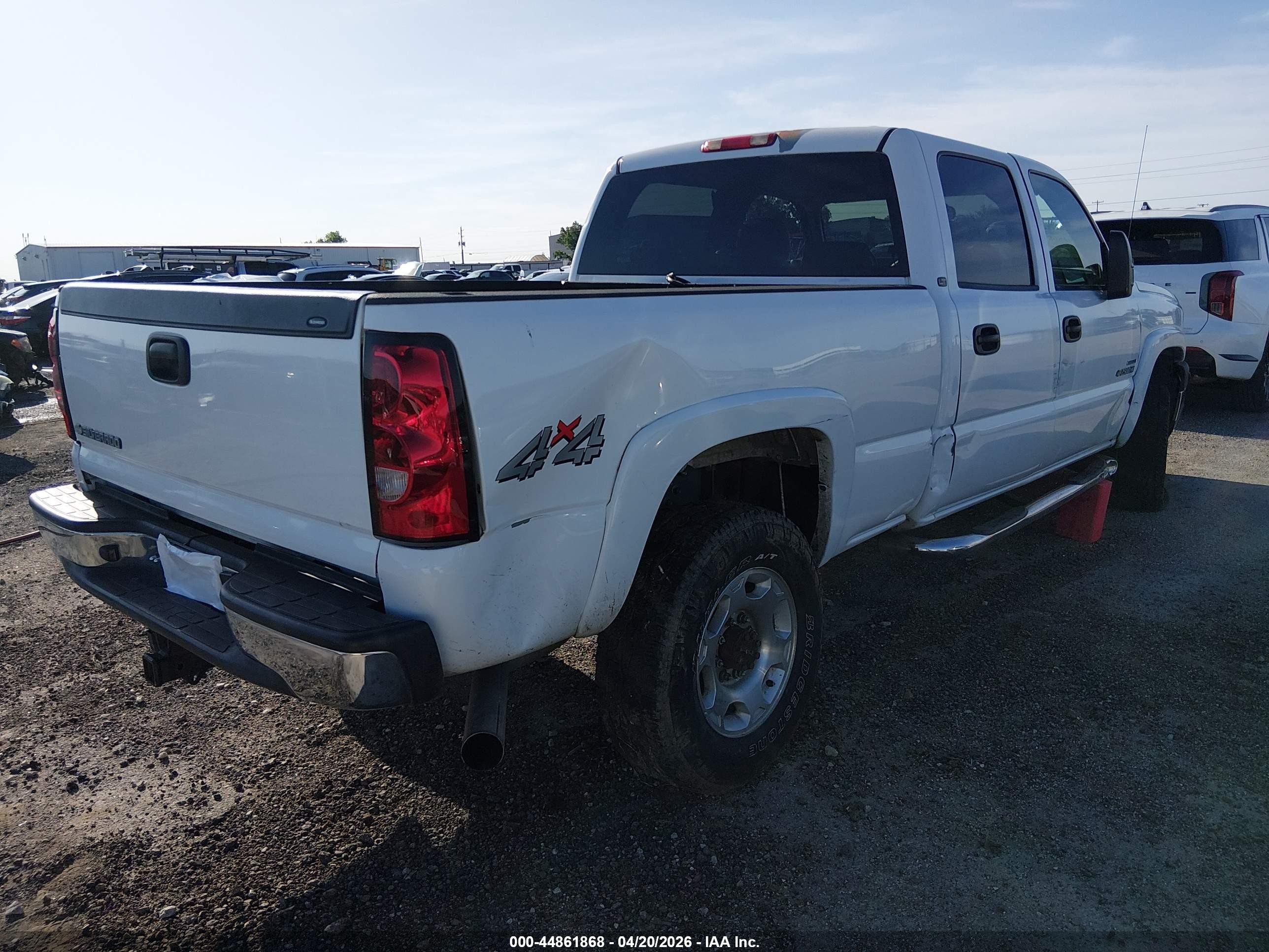 2007 Chevrolet Silverado 2500hd Classic Lt3 White vin: 1GCHK23D67F123087
