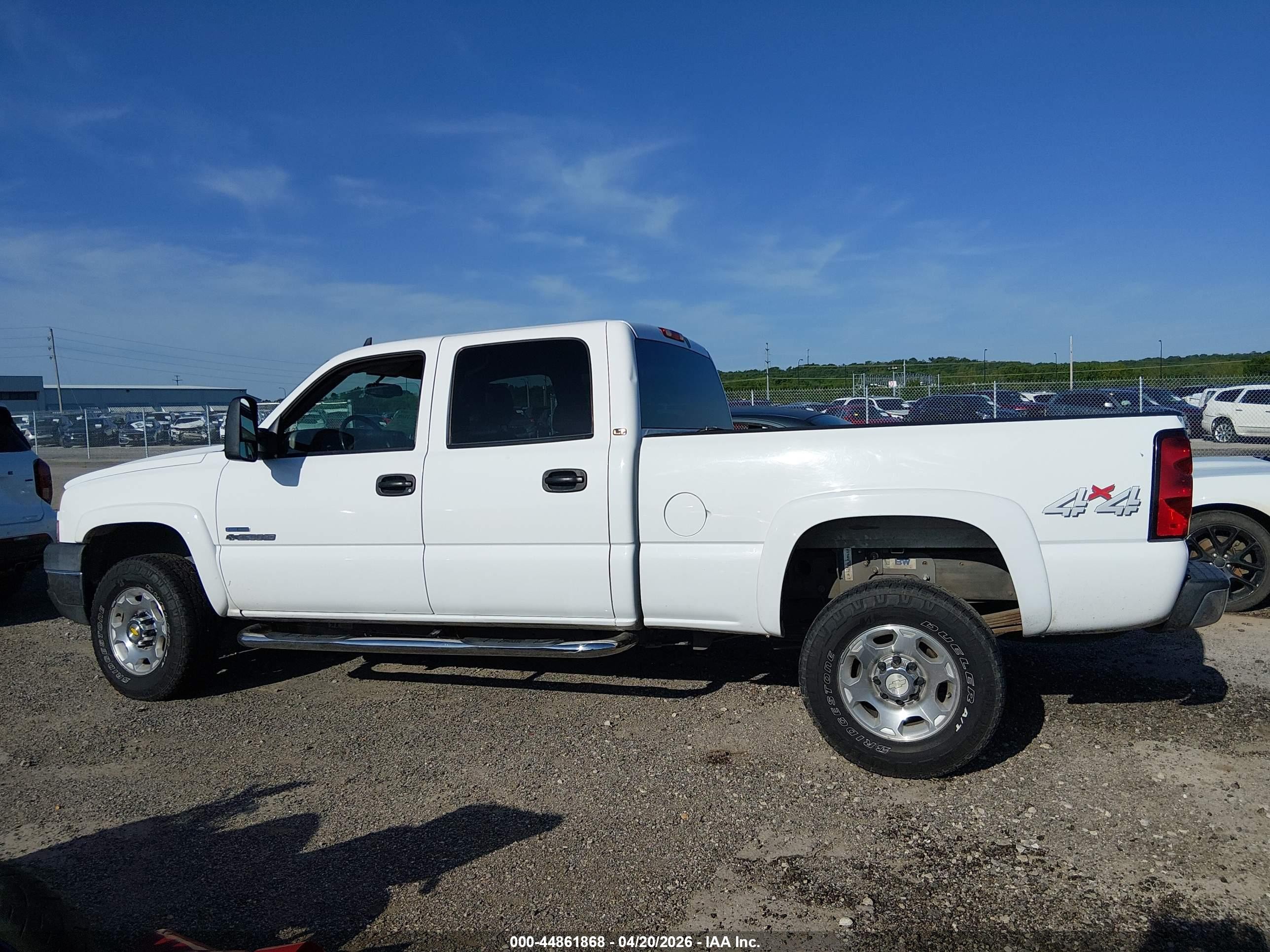 2007 Chevrolet Silverado 2500hd Classic Lt3 White vin: 1GCHK23D67F123087