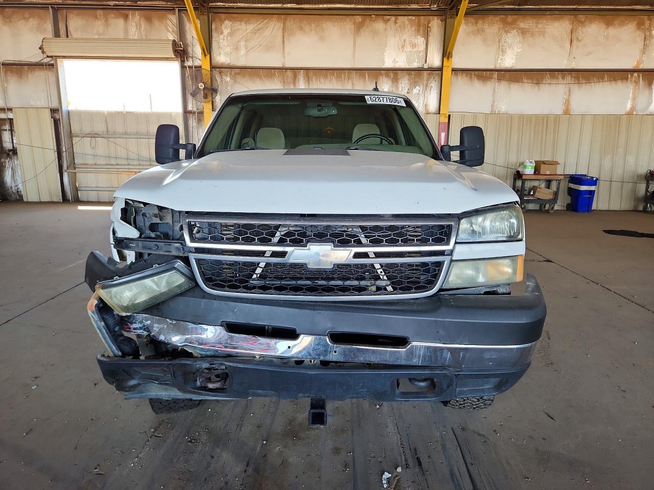 2007 Chevrolet Silverado K2500 Heavy Duty White vin: 1GCHK23D67F168370