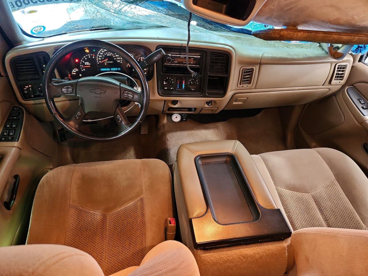 2006 Chevrolet Silverado K2500 Heavy Duty White vin: 1GCHK23D76F144075