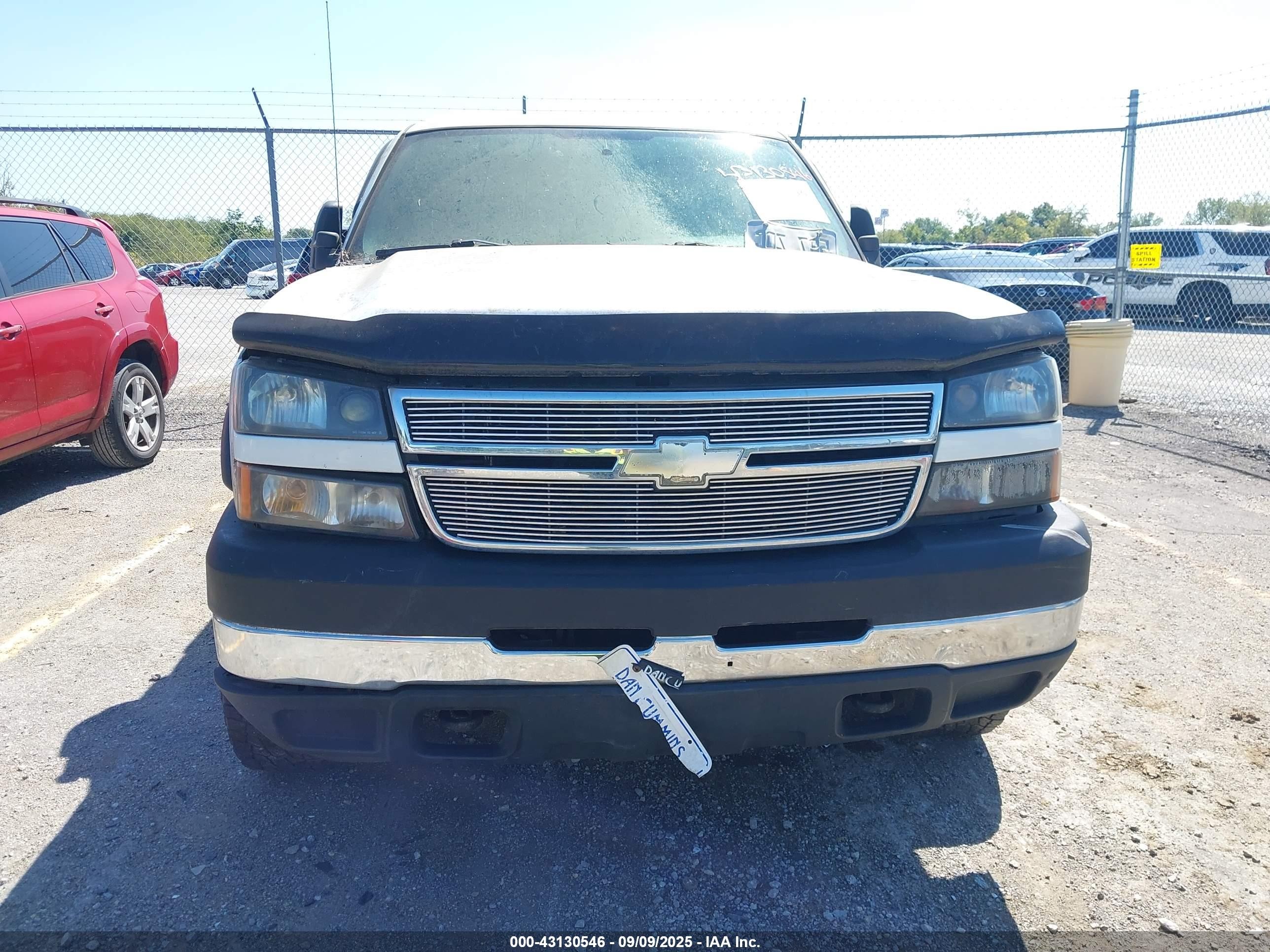 2006 Chevrolet Silverado 2500hd Work Truck White vin: 1GCHK23DX6F239956