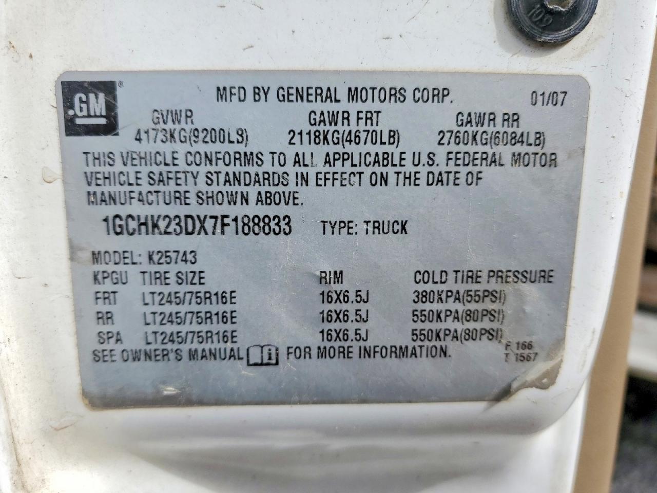 2007 Chevrolet Silverado K2500 Heavy Duty White vin: 1GCHK23DX7F188833