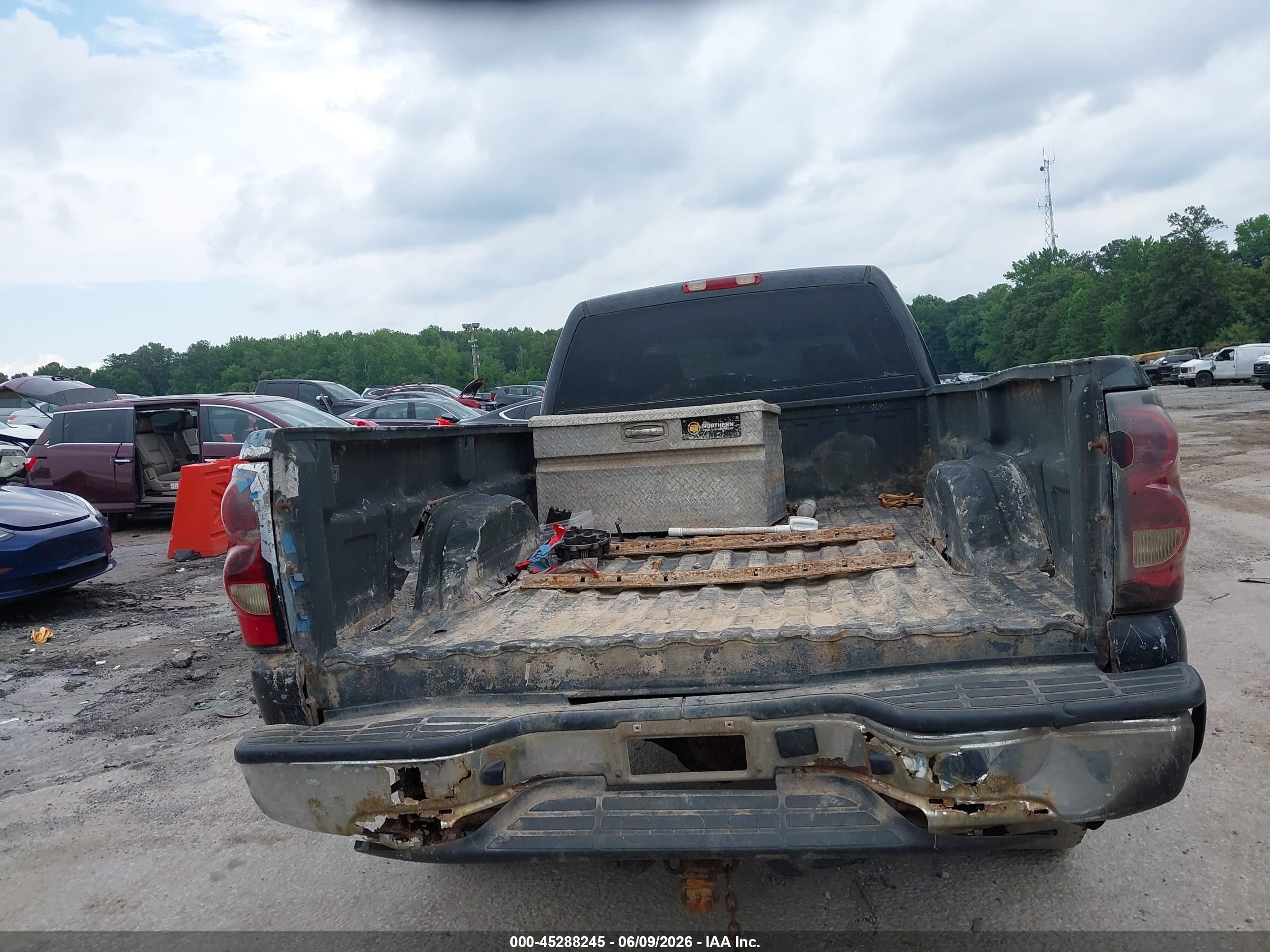 2004 Chevrolet Silverado 2500hd Ls Gray vin: 1GCHK23GX4F176509