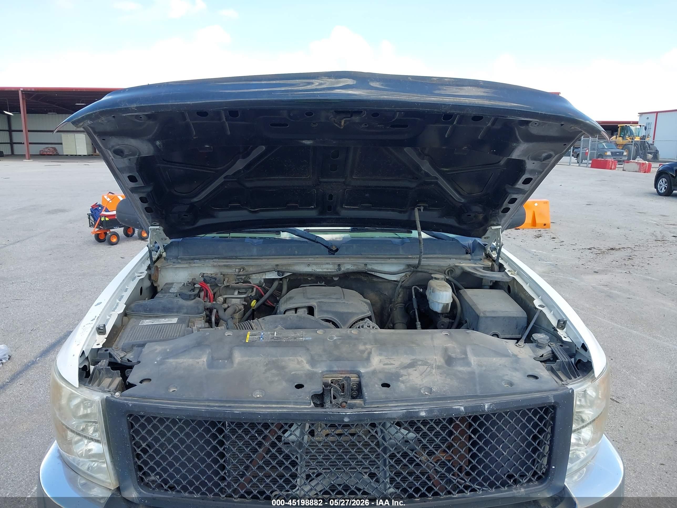 2007 Chevrolet Silverado 2500hd Work Truck White vin: 1GCHK23K07F525475