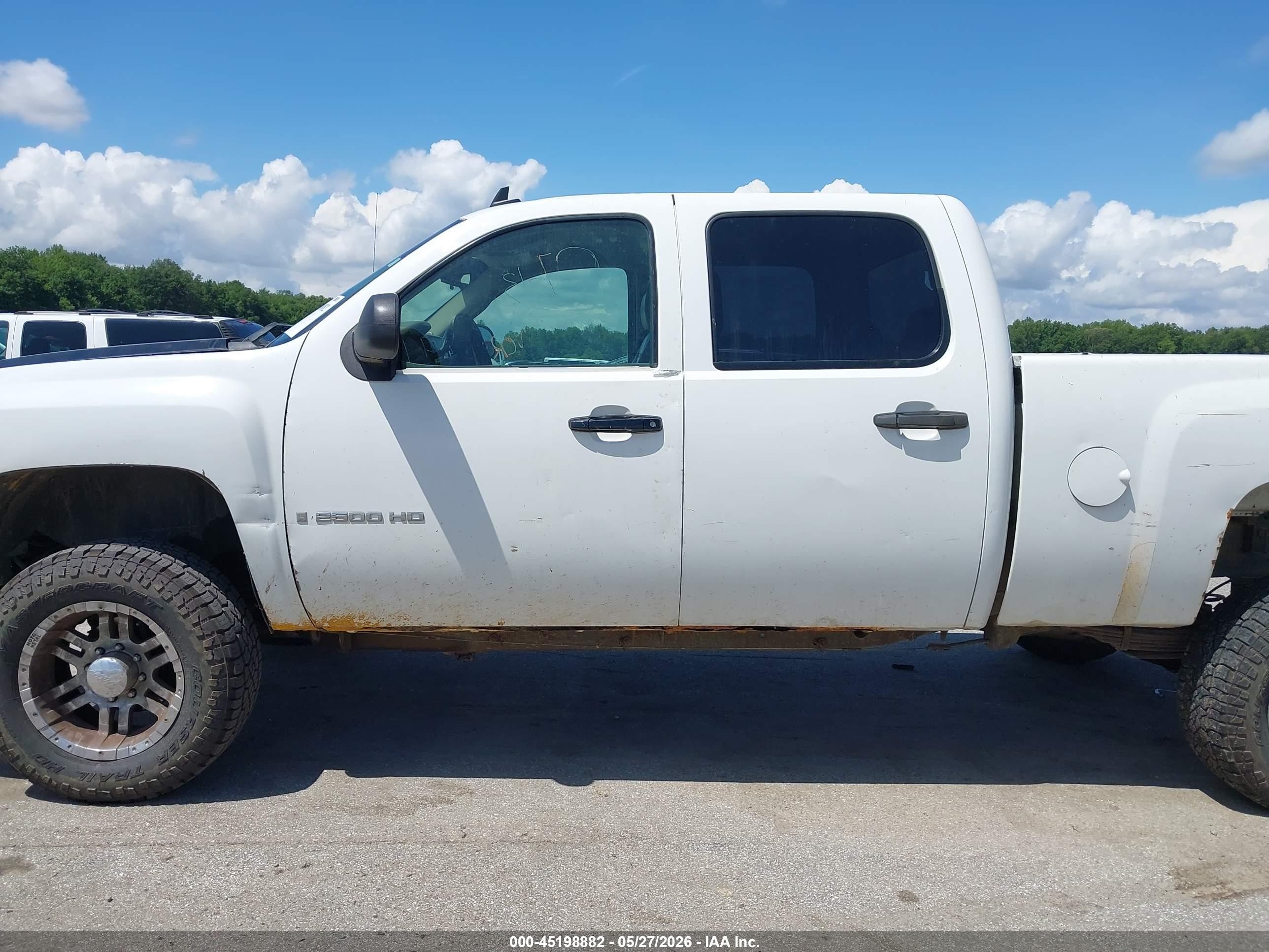 2007 Chevrolet Silverado 2500hd Work Truck White vin: 1GCHK23K07F525475