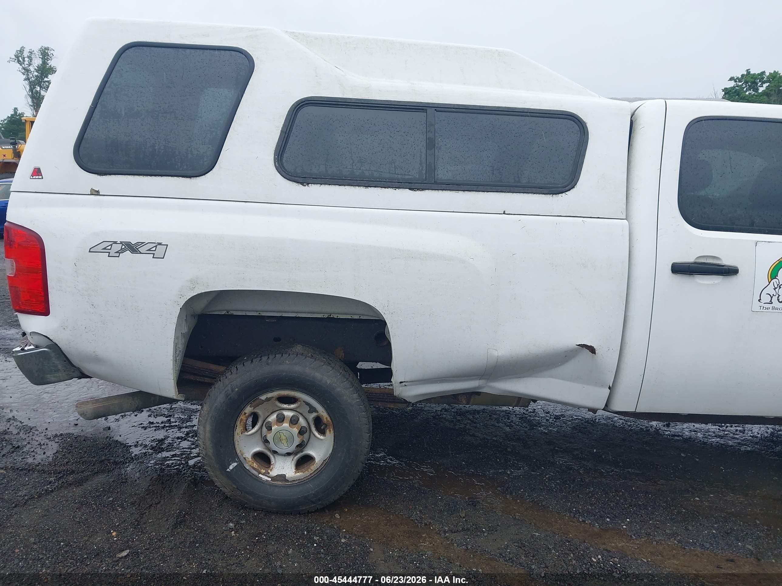2008 Chevrolet Silverado 2500hd Work Truck White vin: 1GCHK23K18F190891