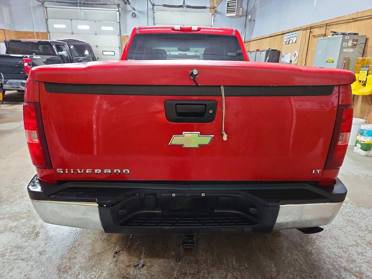 2007 Chevrolet Silverado K2500 Heavy Duty Red vin: 1GCHK23K47F511305