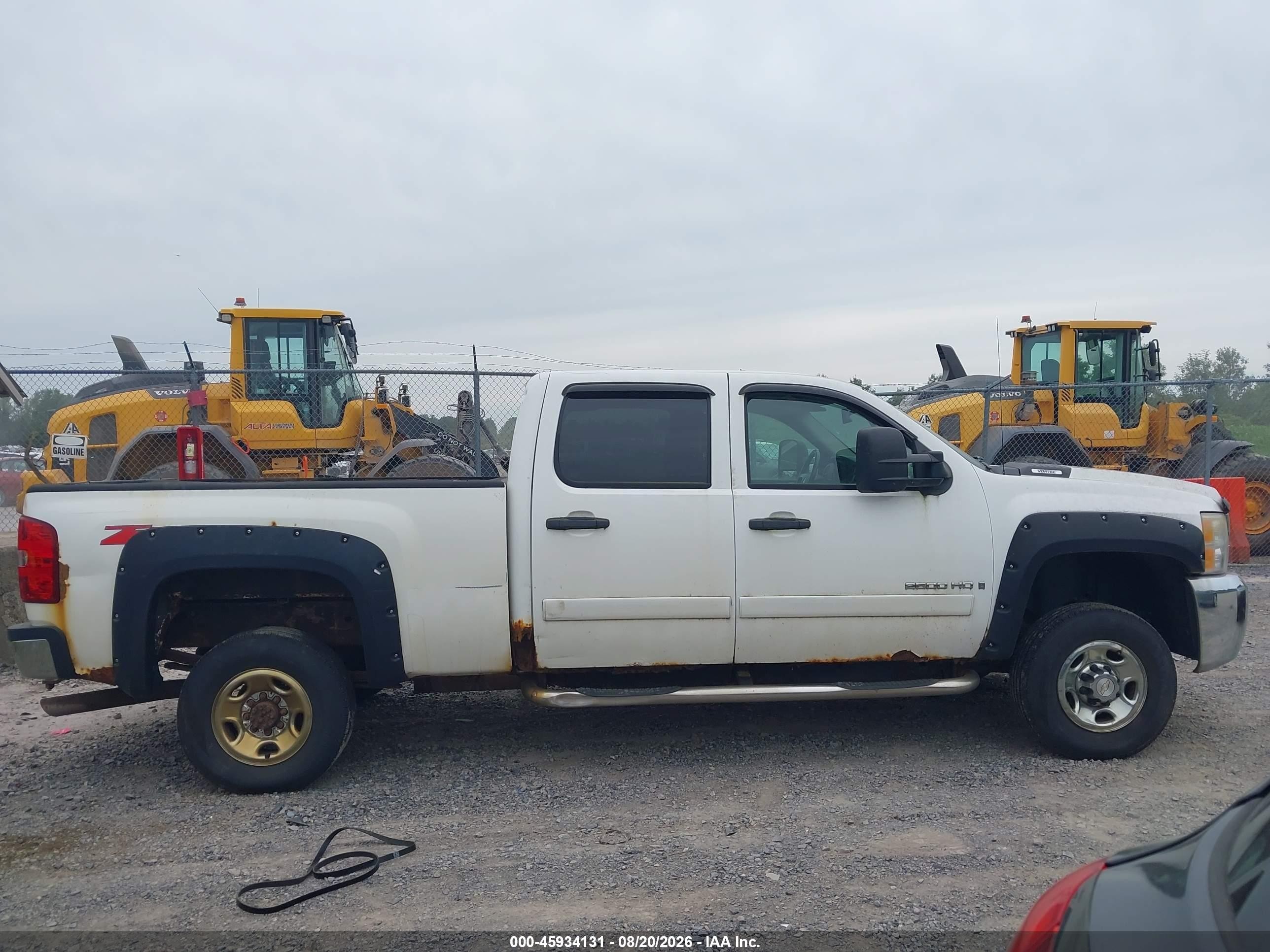 2008 Chevrolet Silverado 2500hd Lt1 White vin: 1GCHK23K48F115702