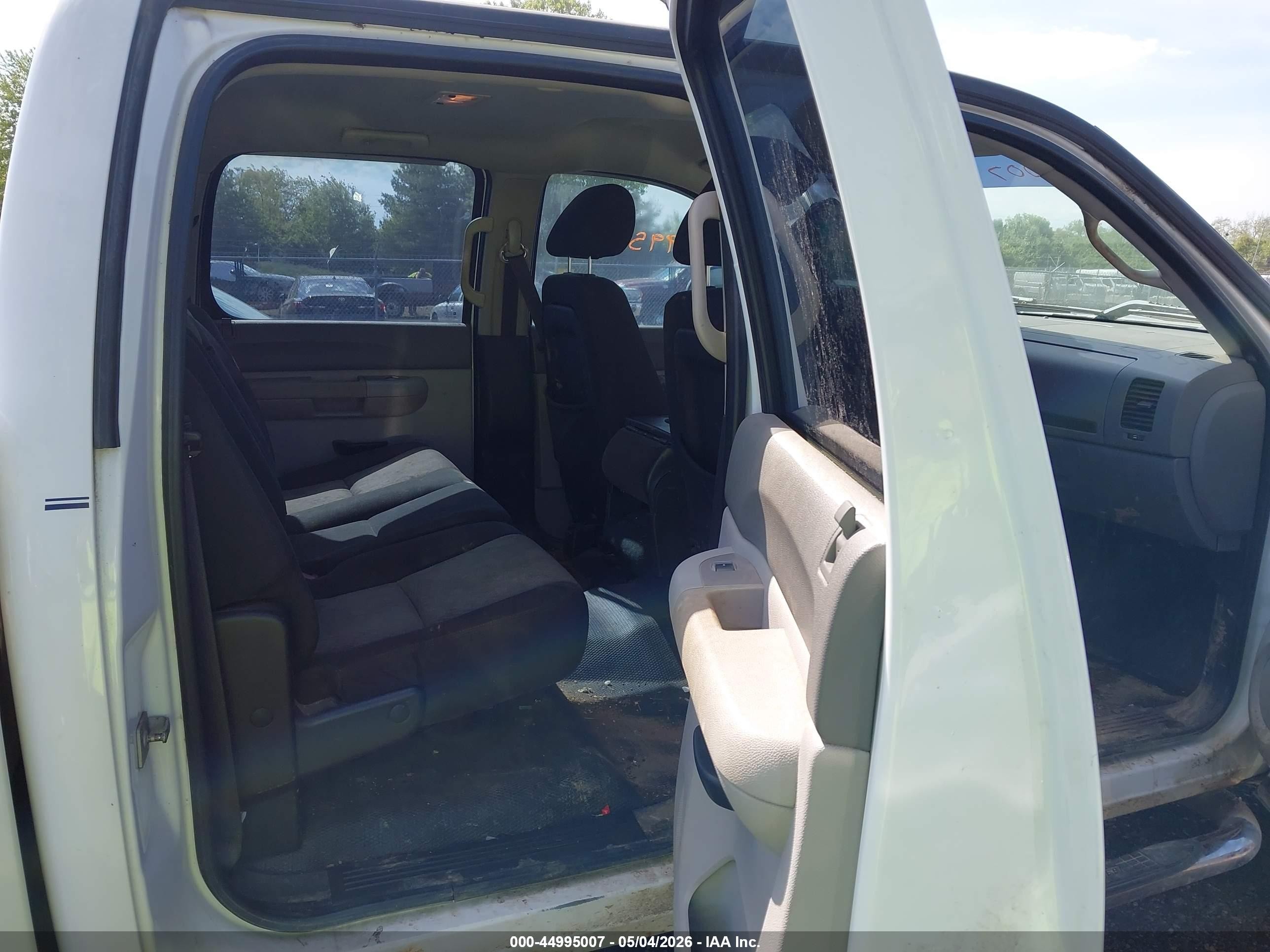 2008 Chevrolet Silverado 2500hd Work Truck White vin: 1GCHK23K58F140821