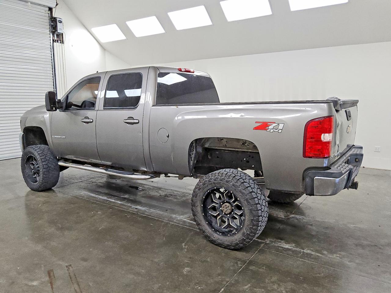 2008 Chevrolet Silverado K2500 Heavy Duty Gray vin: 1GCHK23K98F104209