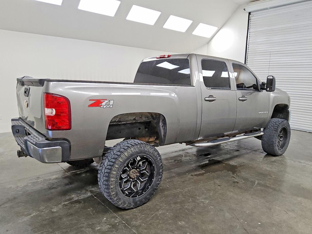 2008 Chevrolet Silverado K2500 Heavy Duty Gray vin: 1GCHK23K98F104209