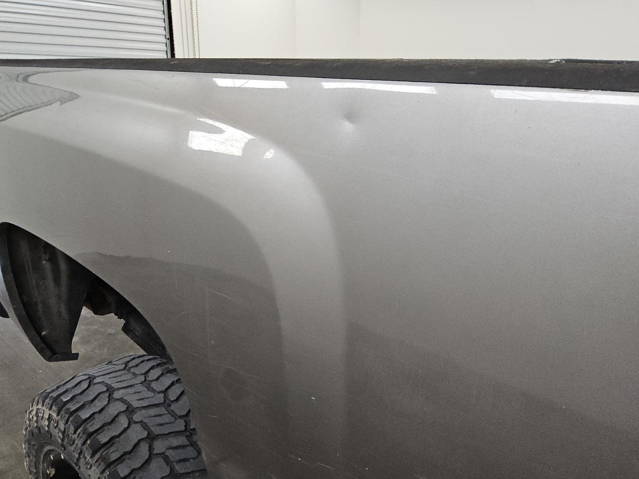 2008 Chevrolet Silverado K2500 Heavy Duty Gray vin: 1GCHK23K98F104209 Damage: Right Bed Side, Dent(S) W/ Paint Dmg, 2 To 3 Inches