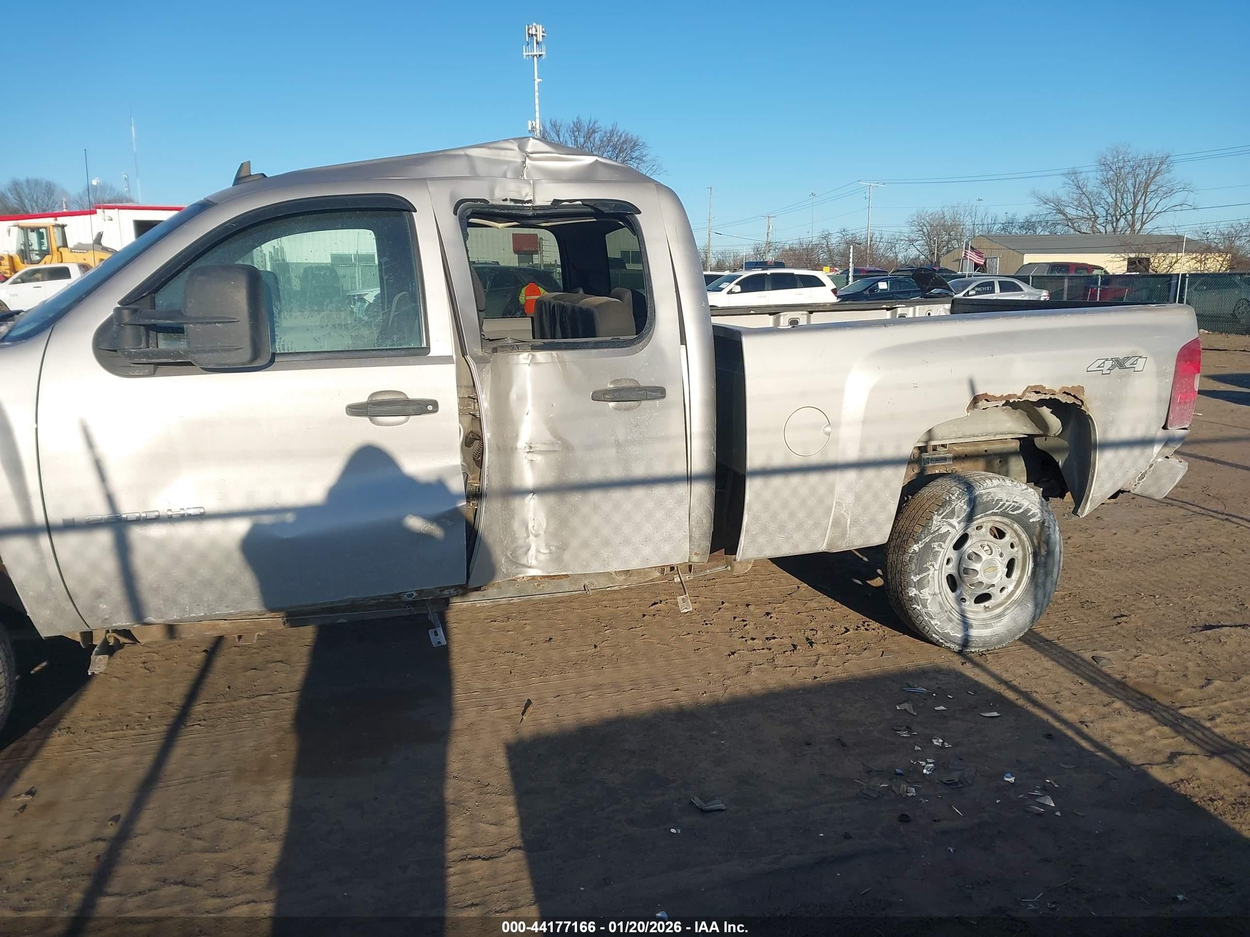 2008 Chevrolet Silverado 2500hd Work Truck Silver vin: 1GCHK23KX8F149952