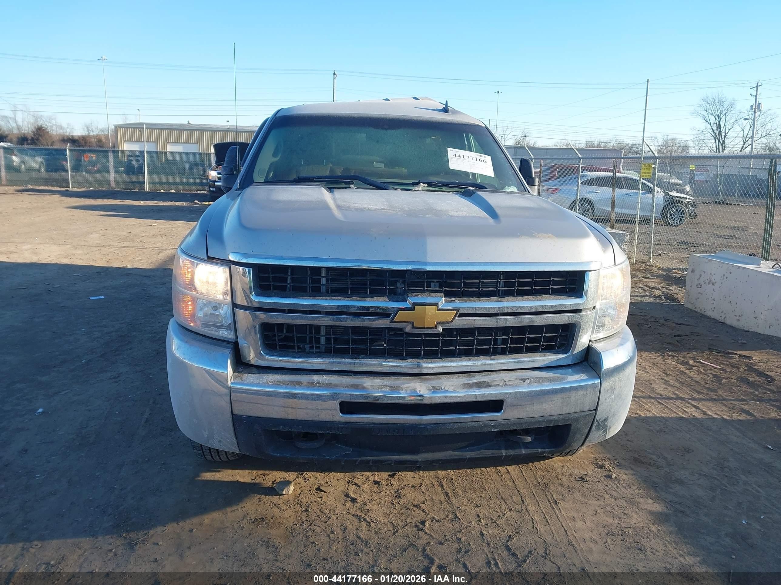 2008 Chevrolet Silverado 2500hd Work Truck Silver vin: 1GCHK23KX8F149952