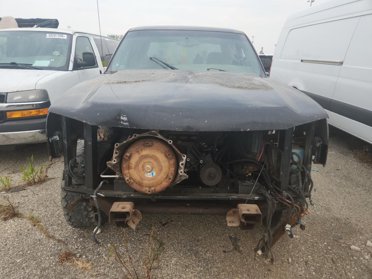 2007 Chevrolet Silverado K2500 Heavy Duty Черный vin: 1GCHK23U17F200951 Damage: Grille, Missing, Replacement Required