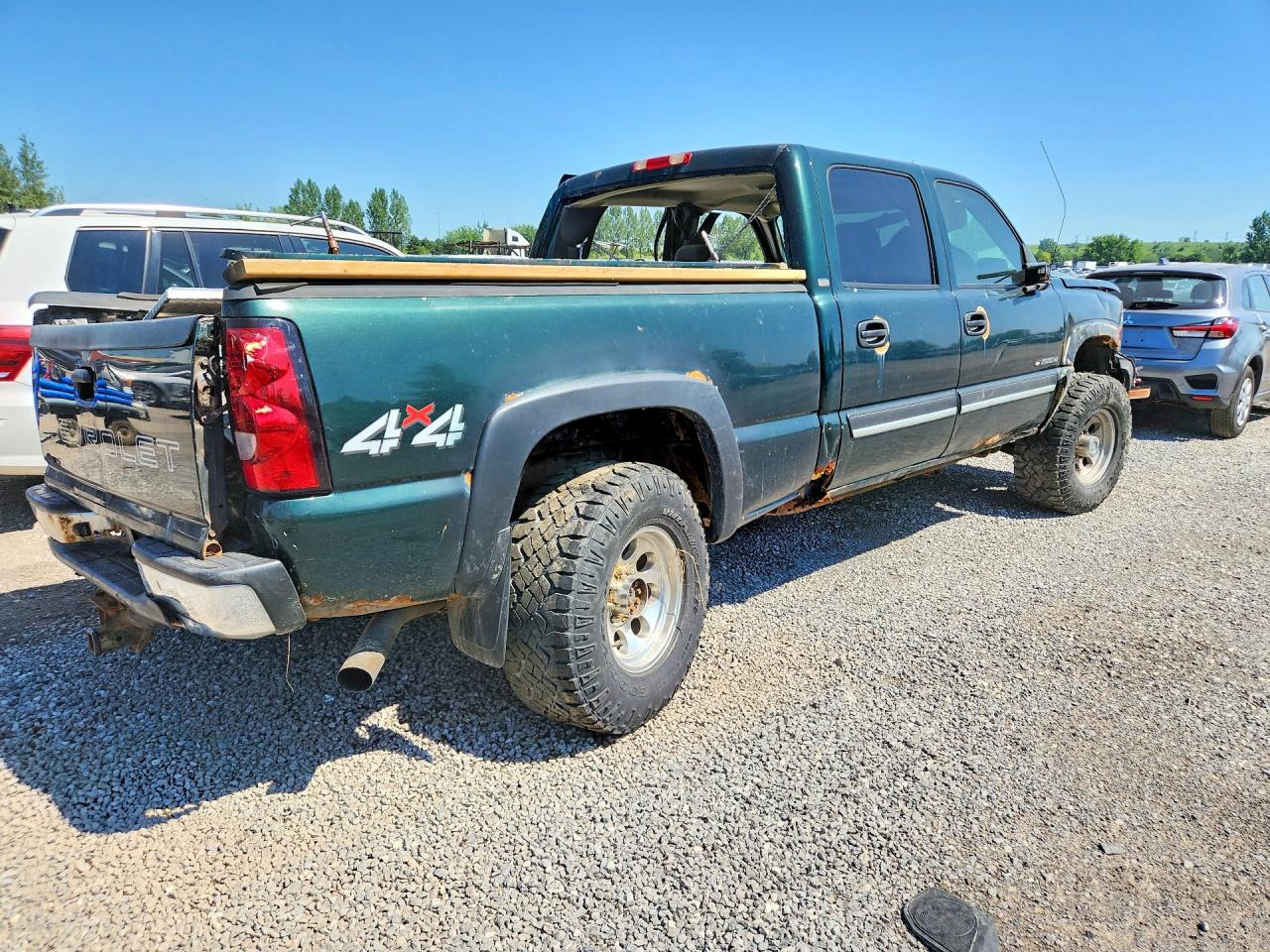 2005 Chevrolet Silverado K2500 Heavy Duty Green vin: 1GCHK23U25F942613