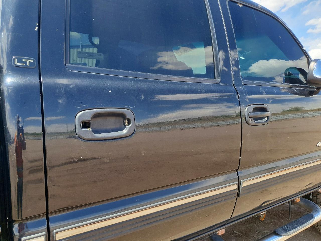 2002 Chevrolet Silverado K2500 Heavy Duty Black vin: 1GCHK23U32F127705