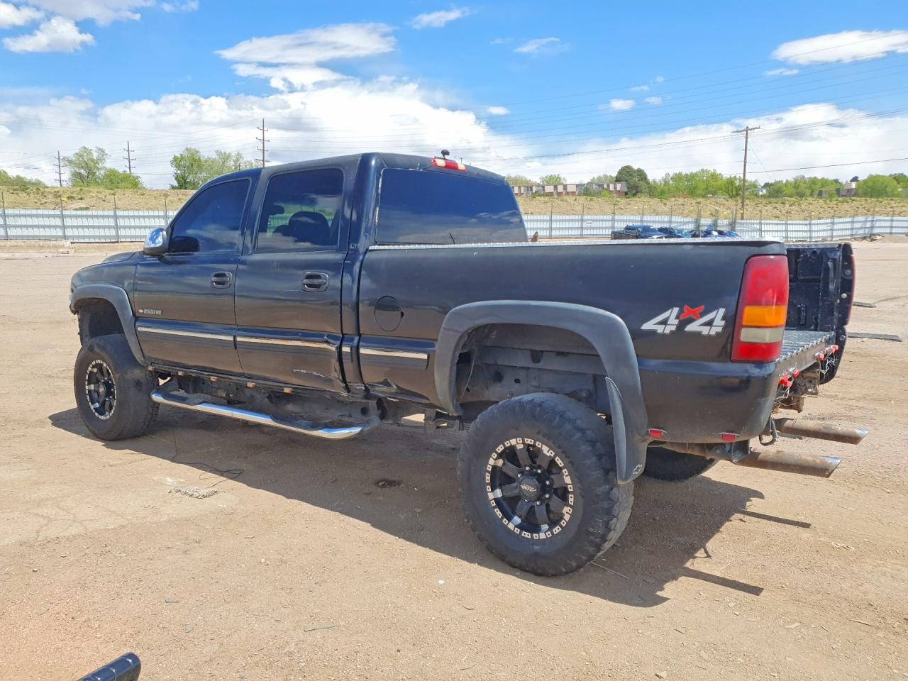 2002 Chevrolet Silverado K2500 Heavy Duty Black vin: 1GCHK23U32F127705
