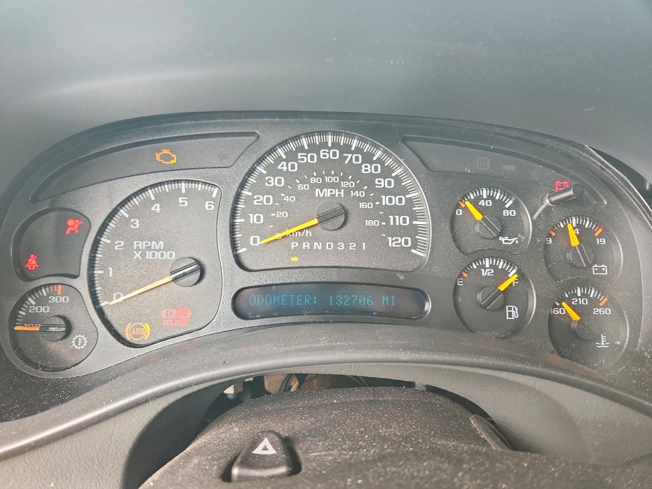 2006 Chevrolet Silverado K2500 Heavy Duty Maroon vin: 1GCHK23U36F266982