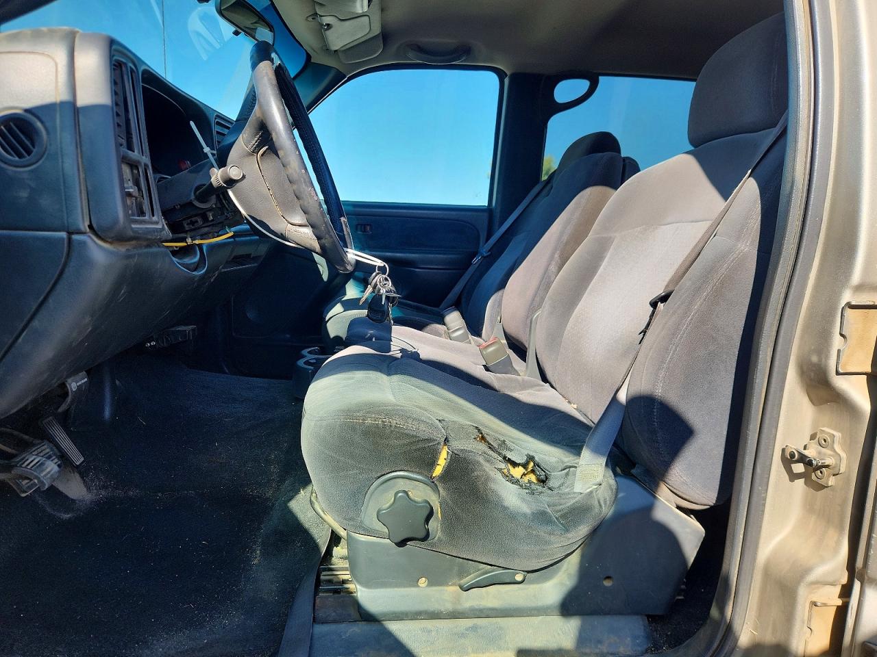 2001 Chevrolet Silverado K2500 Heavy Duty Gold vin: 1GCHK23U41F101788