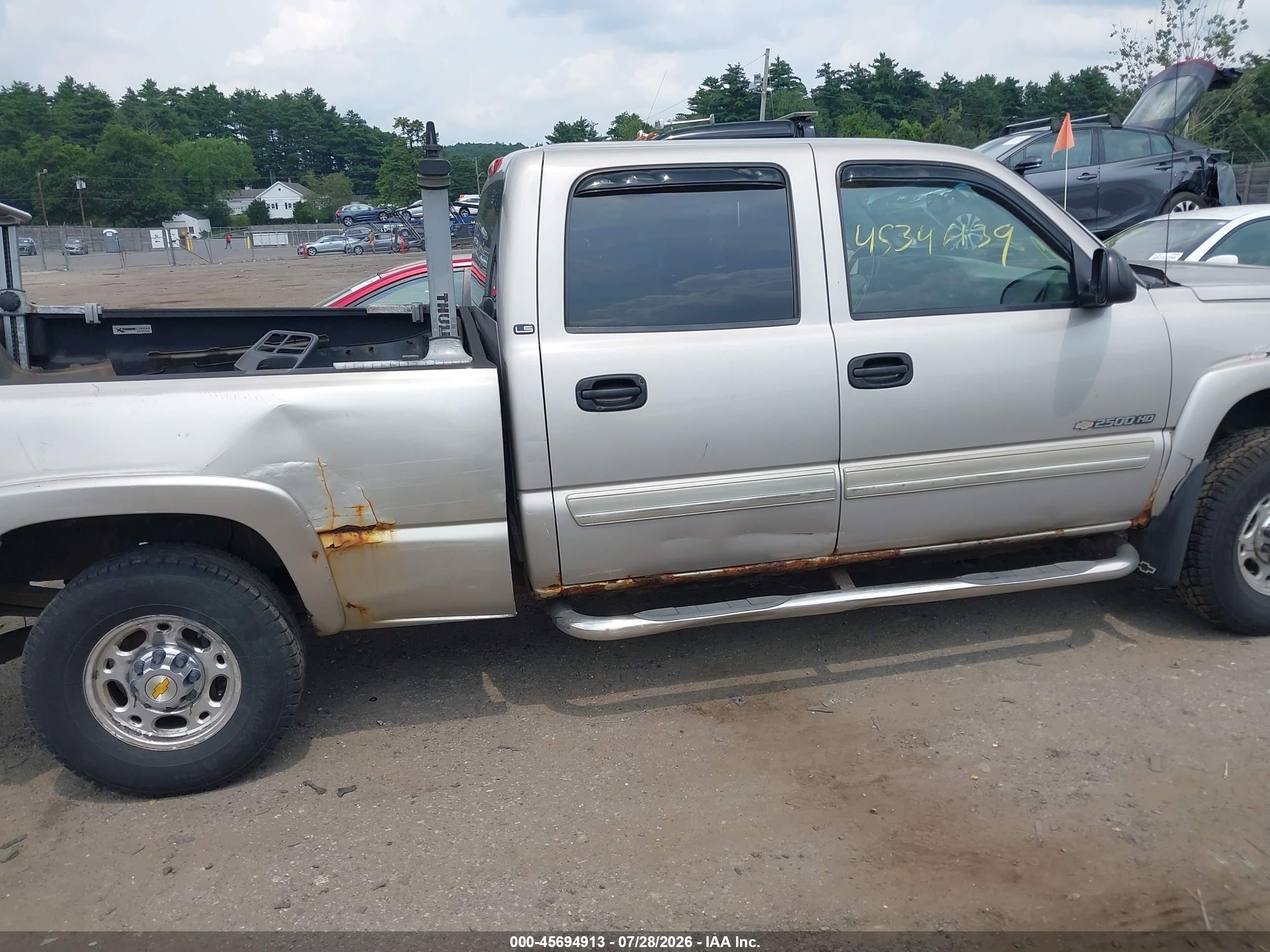 2005 Chevrolet Silverado 2500hd Ls Silver vin: 1GCHK23U55F857684