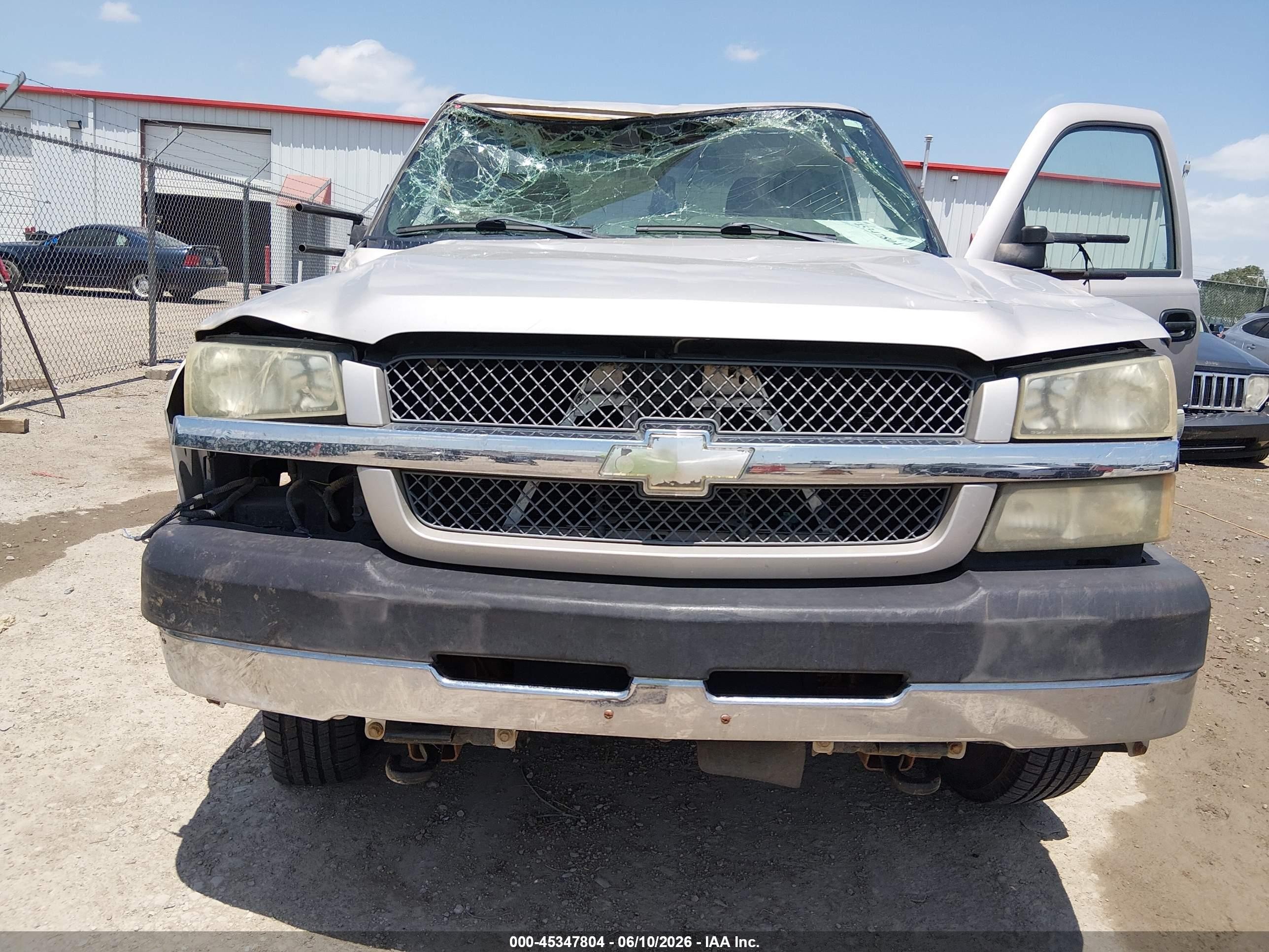 2004 Chevrolet Silverado 2500hd Ls Gray vin: 1GCHK23U74F156837
