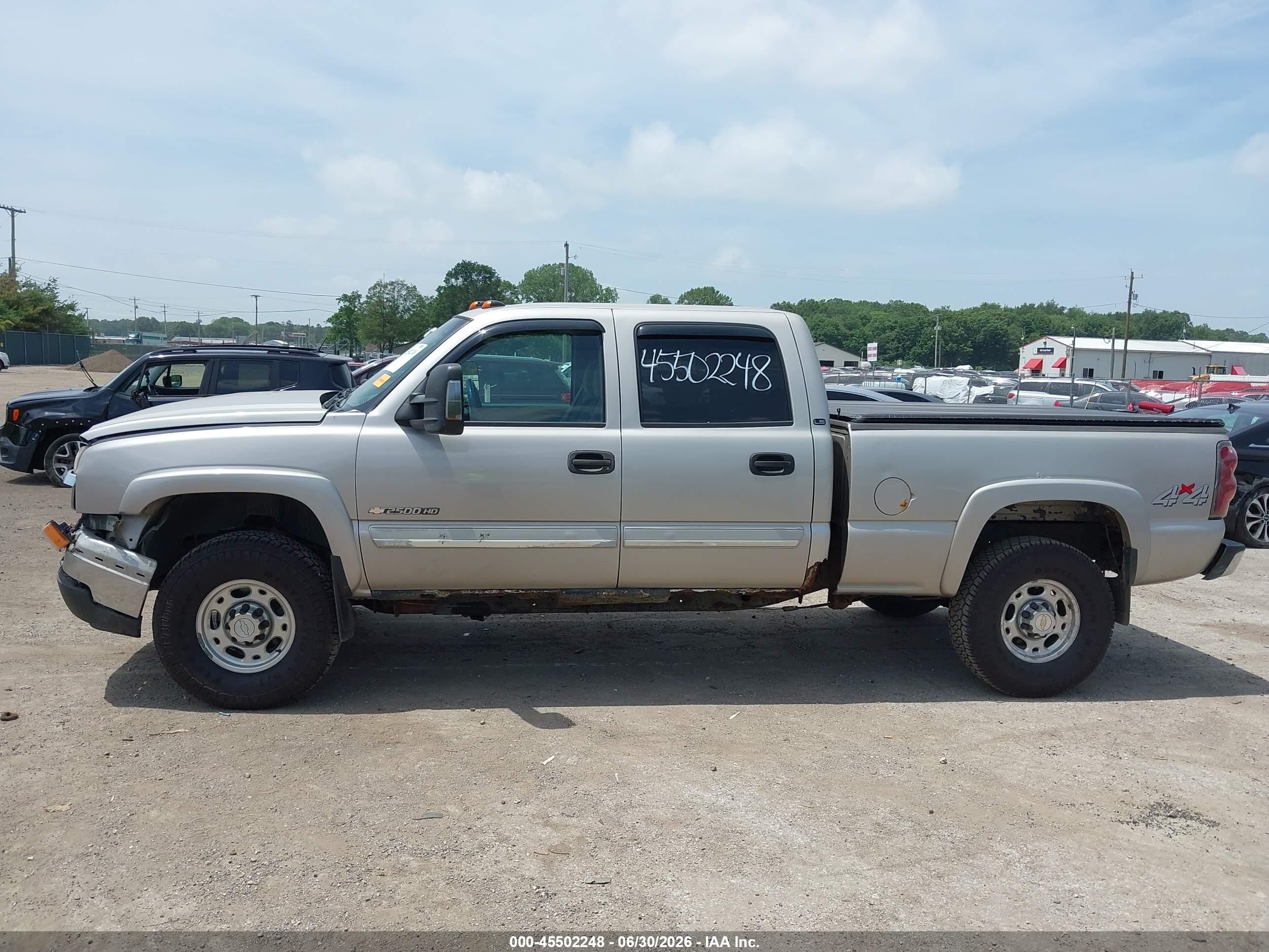 2004 Chevrolet Silverado 2500hd Ls Серый vin: 1GCHK23U74F204336