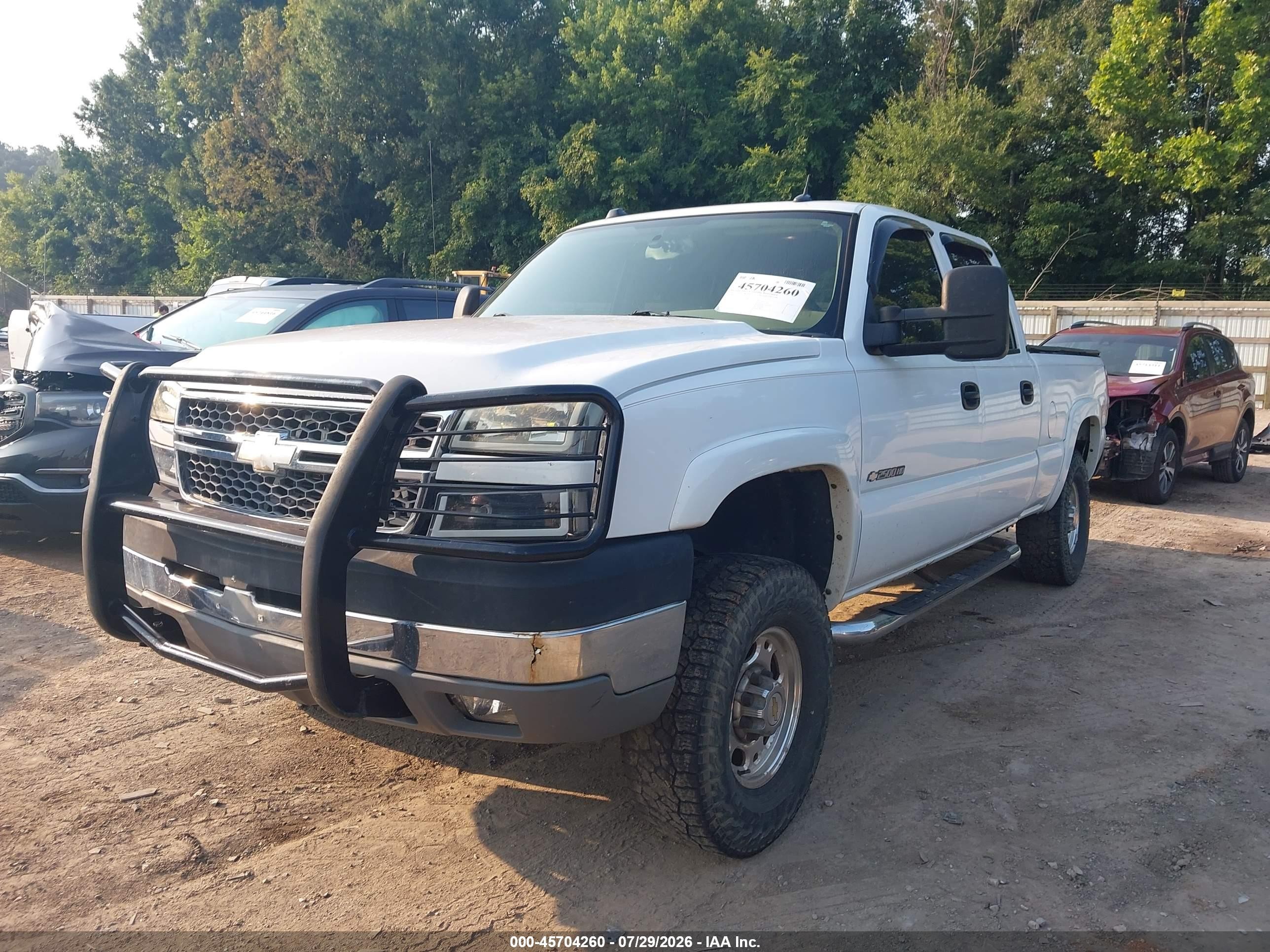 2005 Chevrolet Silverado 2500hd Lt White vin: 1GCHK23U75F853250